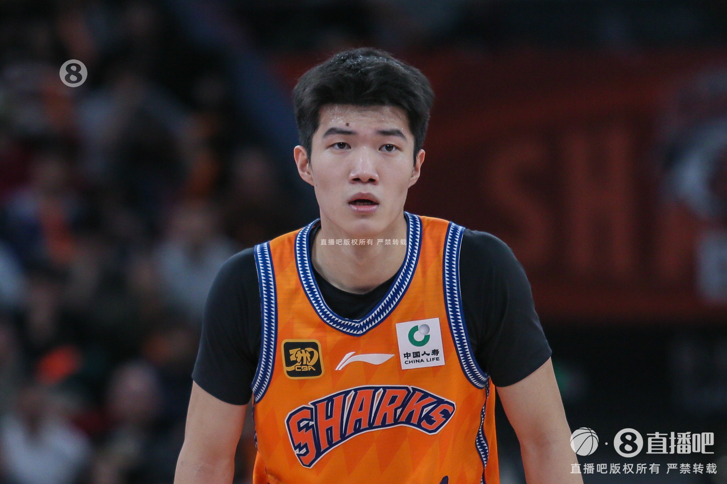 敢打敢拼！偰李永煒半場3投2中拿到5分2助0失誤 正負值達+12